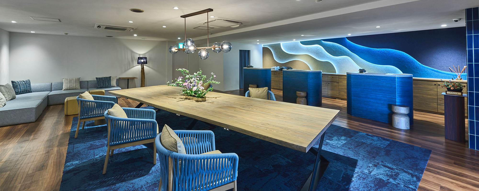 お問い合わせメインビジュアル