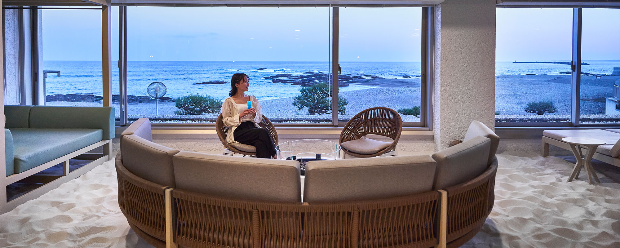 メインビジュアル