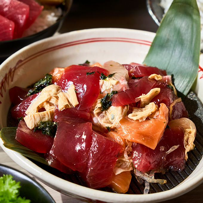マグロと湯葉の和え物