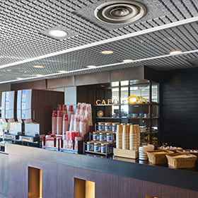 プレミアムラウンジの画像