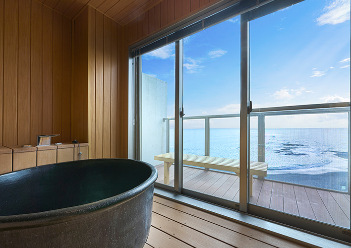 半露天風呂の画像