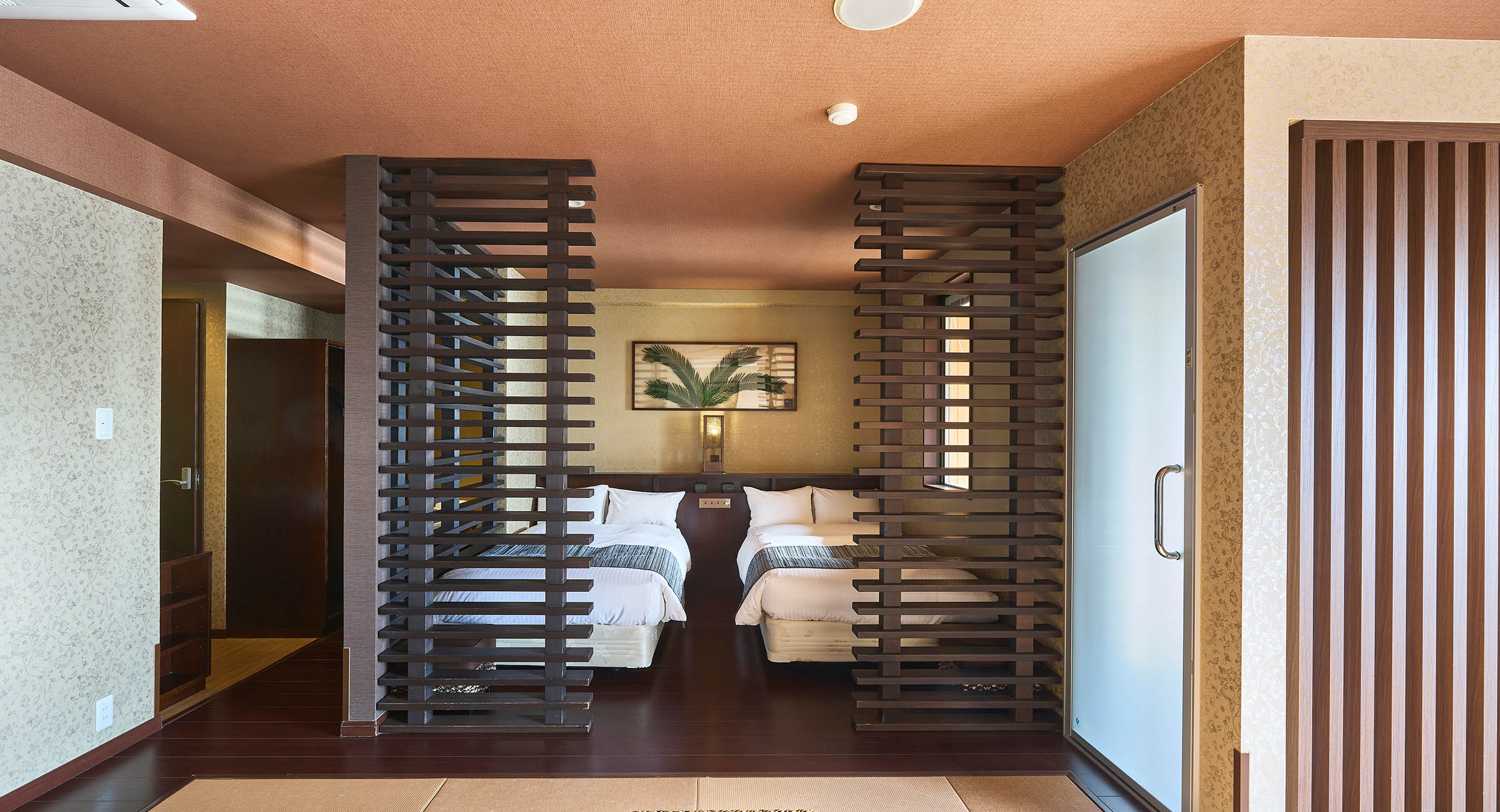 プレミアムルームアジアン紹介画像