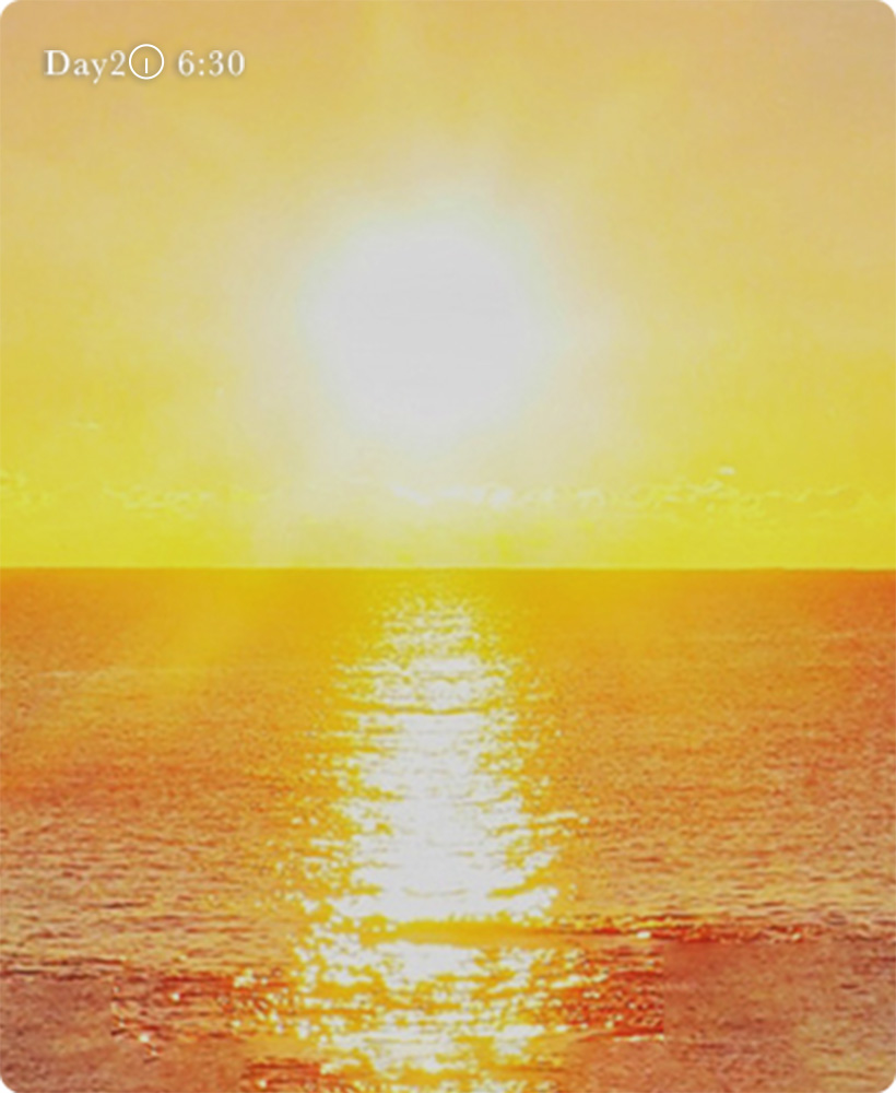 海を照らす太陽のイメージ