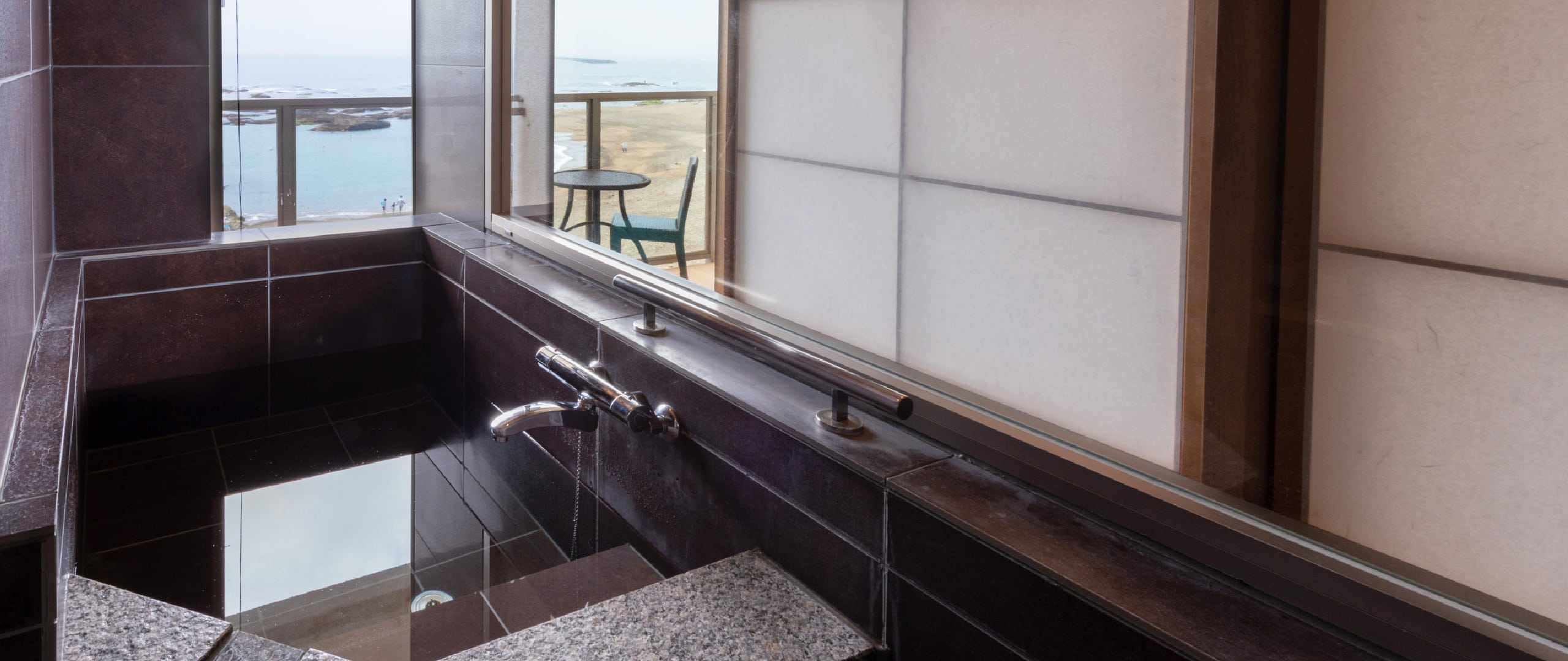 半露天風呂（ネオモダン和室・Aタイプ）