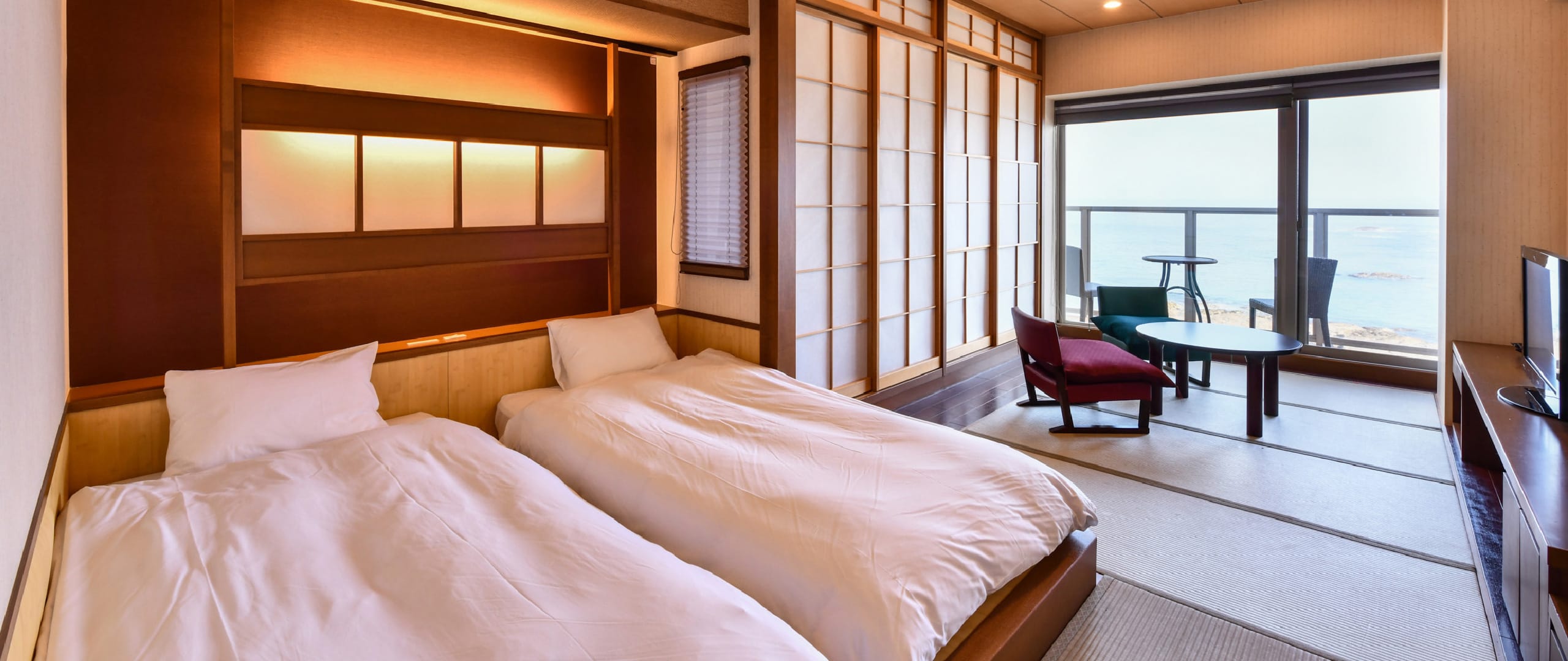 【サンテレビ】情報スタジアム 4時！キャッチ「神戸から飛行機で約70分 関東北部・茨城県の魅力」で、大洗ホテルの半露天風呂付き客室、あんこう堪能鍋、あんこう吊るし切りショーをご紹介いただきました。